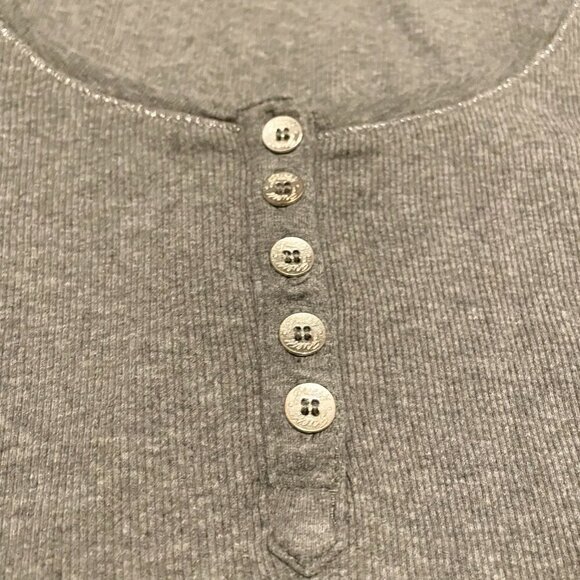 Guess Grey Long Sleeve Top Womens Size Medium Shirt - Picture 4 of 16